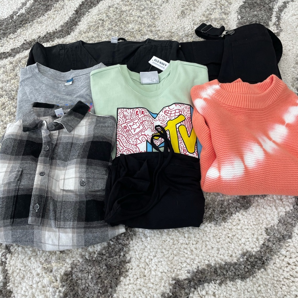 Brand new bundle of 7 pieces old navy women’s